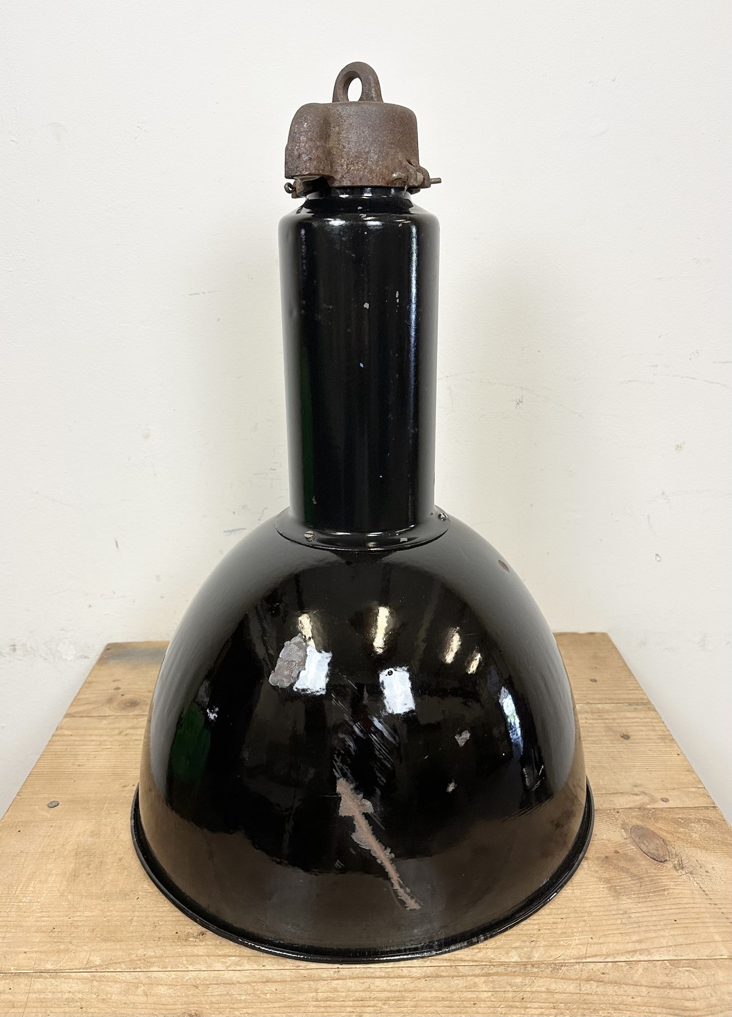 Set of 4 Industrial Bauhaus Black Enamel Pendant Lamps, 1960s