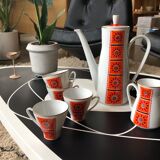 Cafetière orange et 4 tasses et pot à lait motif fleurs