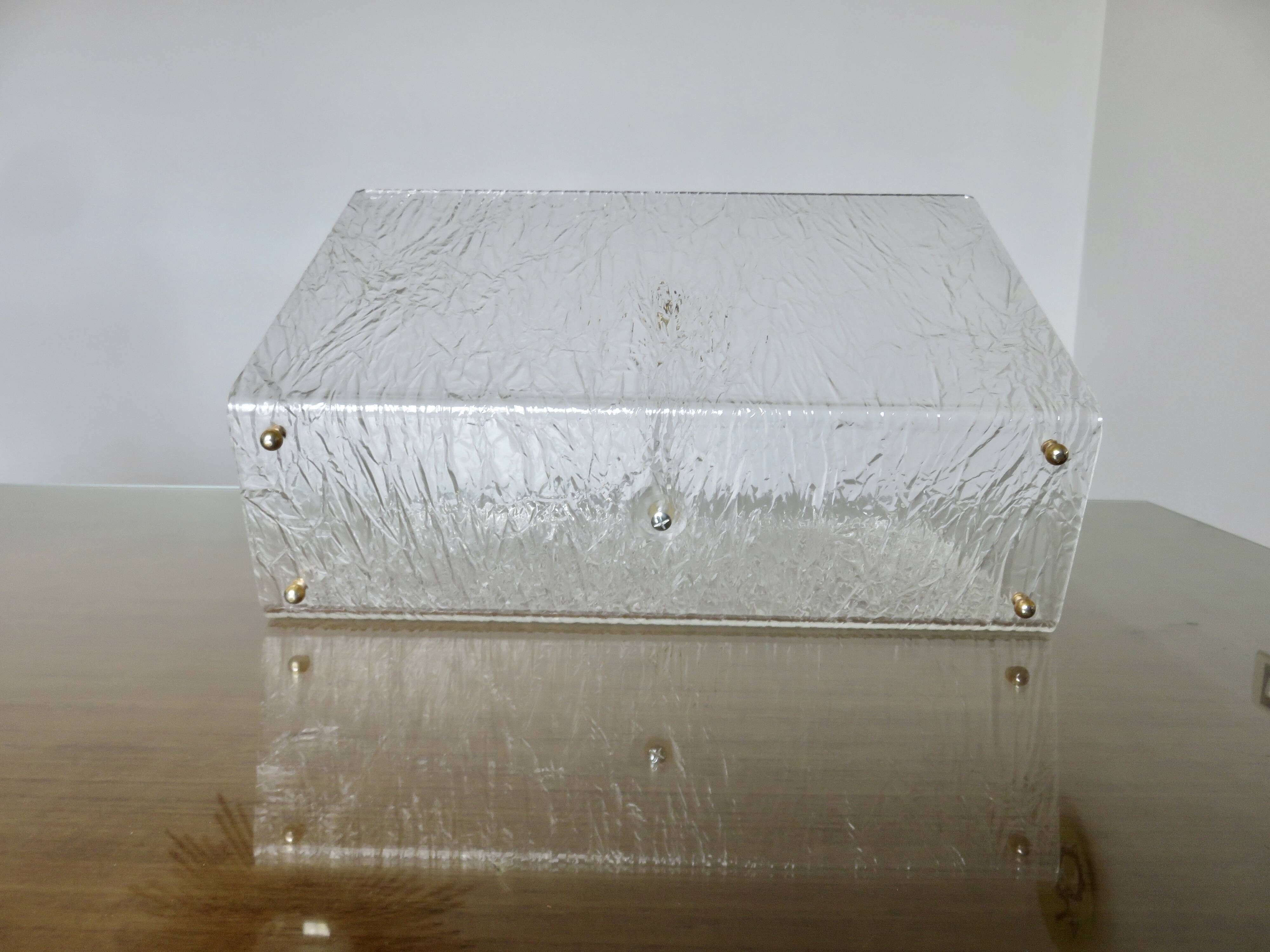 "Roche Bobois" magazine rack in lucite, plexiglass, altuglas and brass, 1970