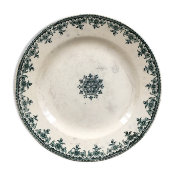 Iron earth plate