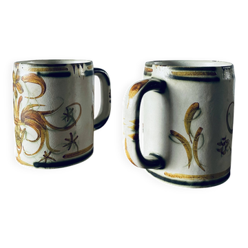 Paire de chopes à bière en grès signées Keraluc, Quimper 1950