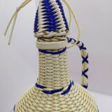 Glass bottle and scoubidou