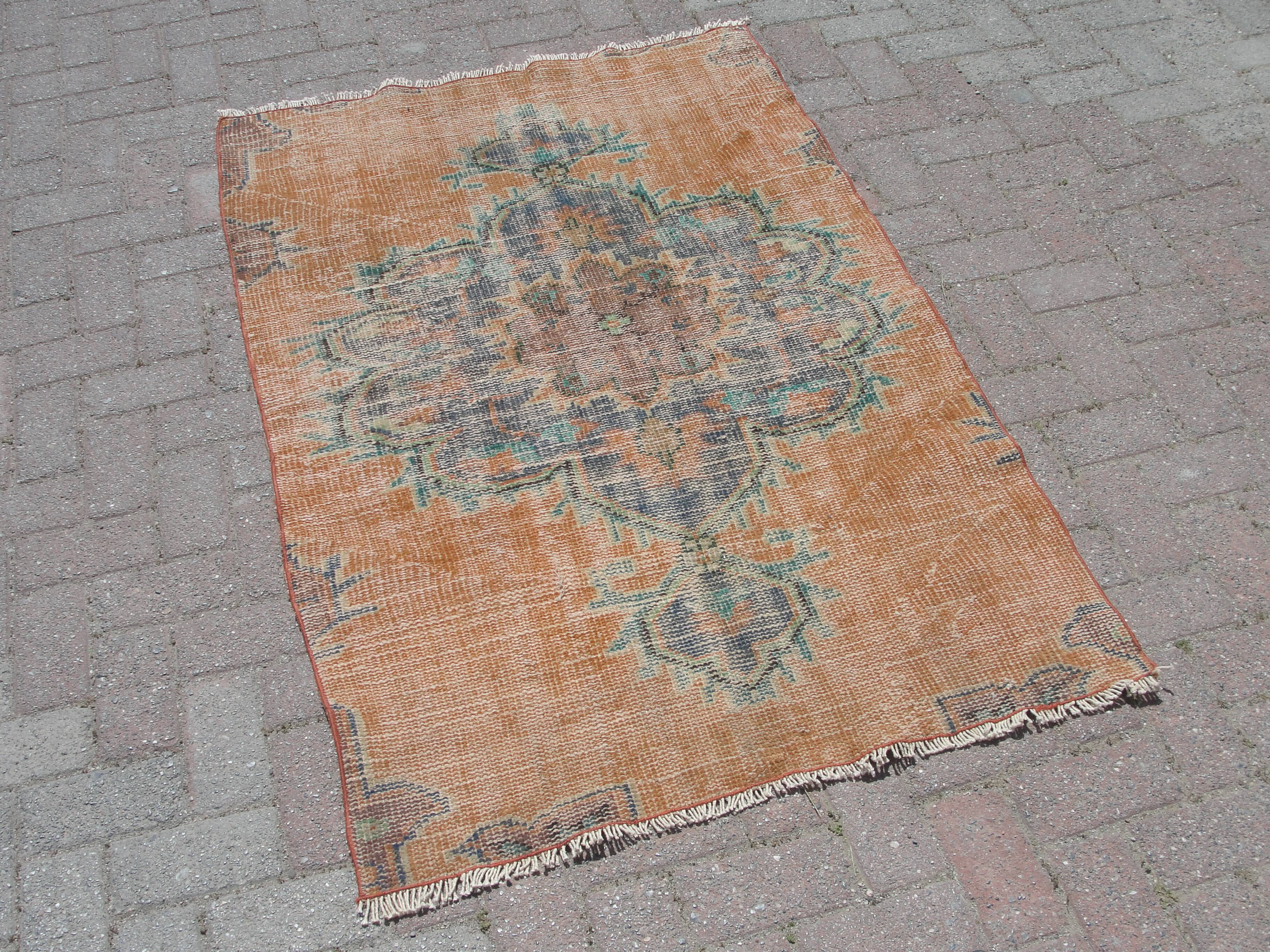 Small red area  rug