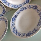 Suite de six assiettes creuses blanches à fleurs bleues par Moulin des Loups /vintage années 50-60