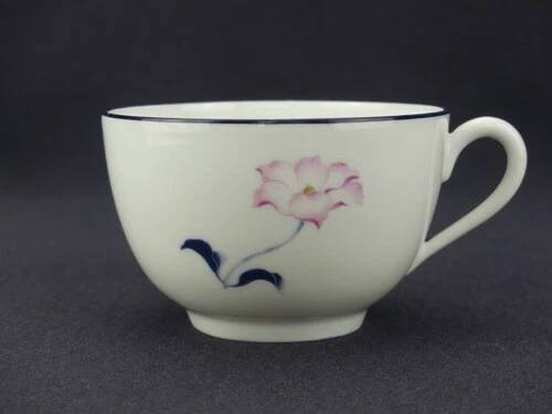 Ch. Field Haviland, breakfast cup in porcelain