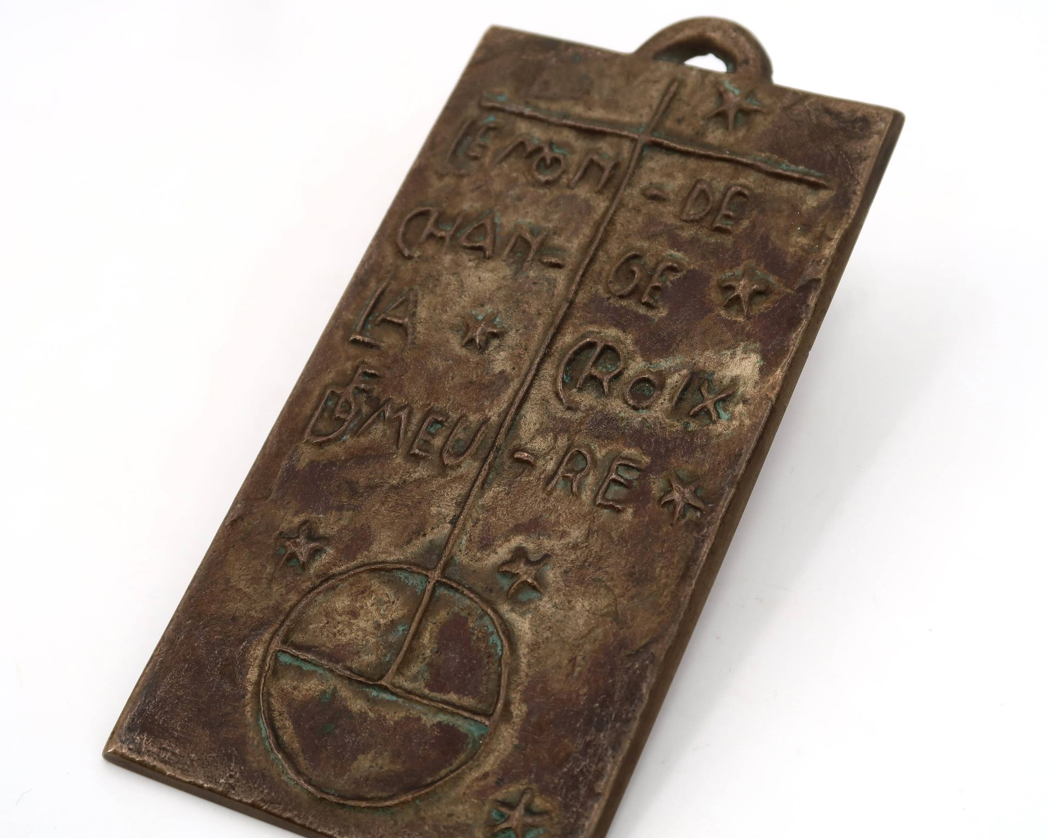 Plaque religieuse murale moderniste en bronze avec dicton, années 50