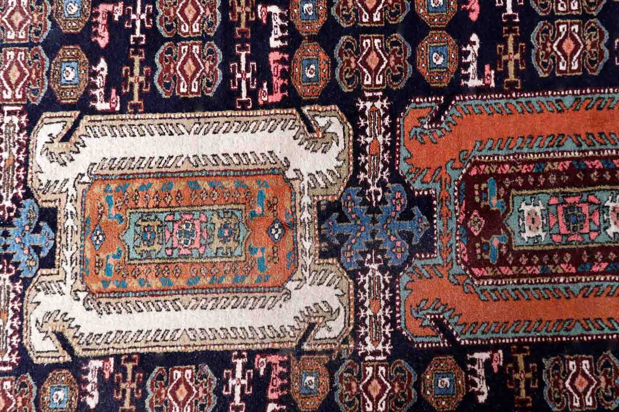 Vintage Armenian carpet Yerevan handmade 169cm x 269cm 1960s