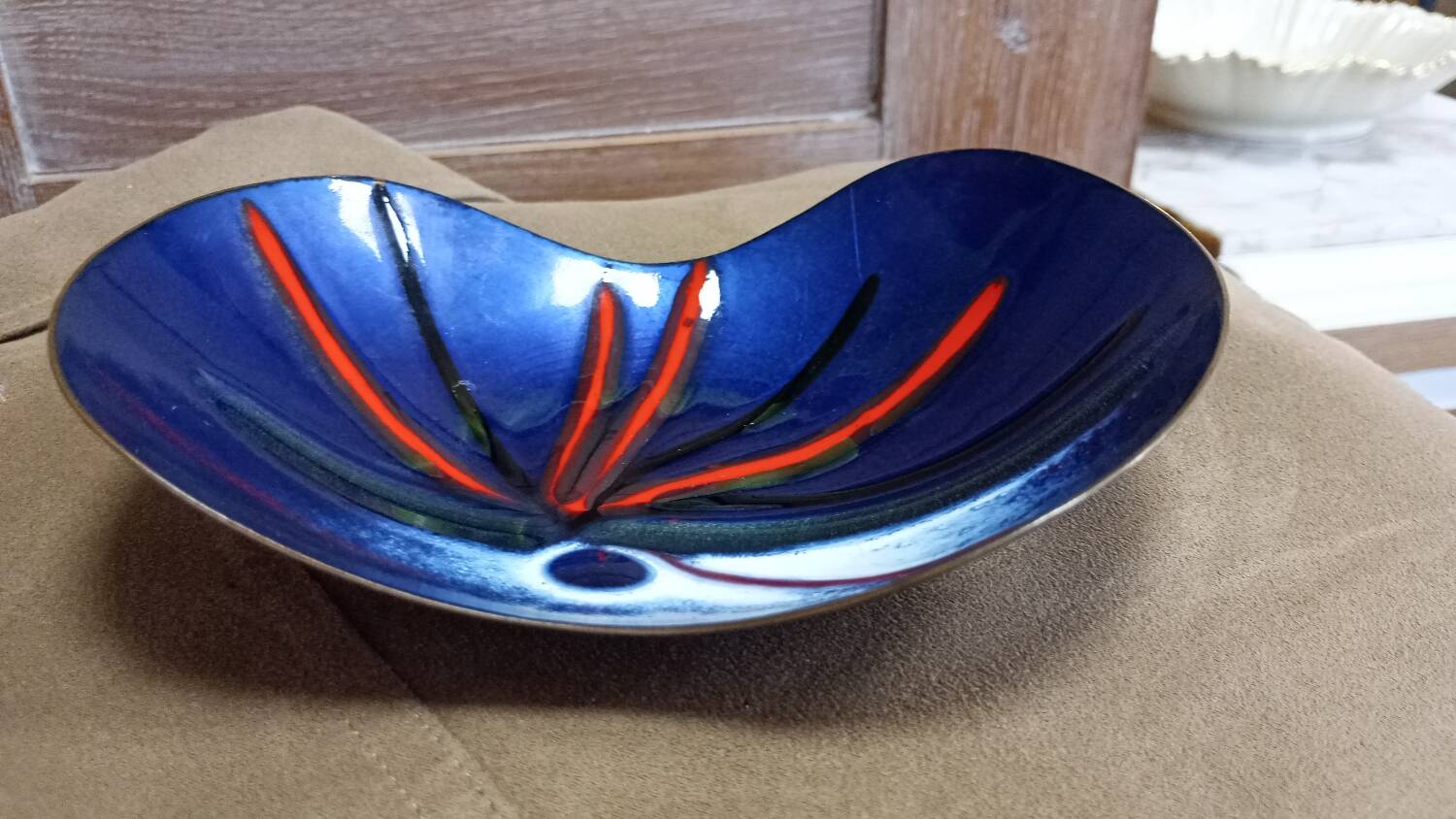 Tray for small items