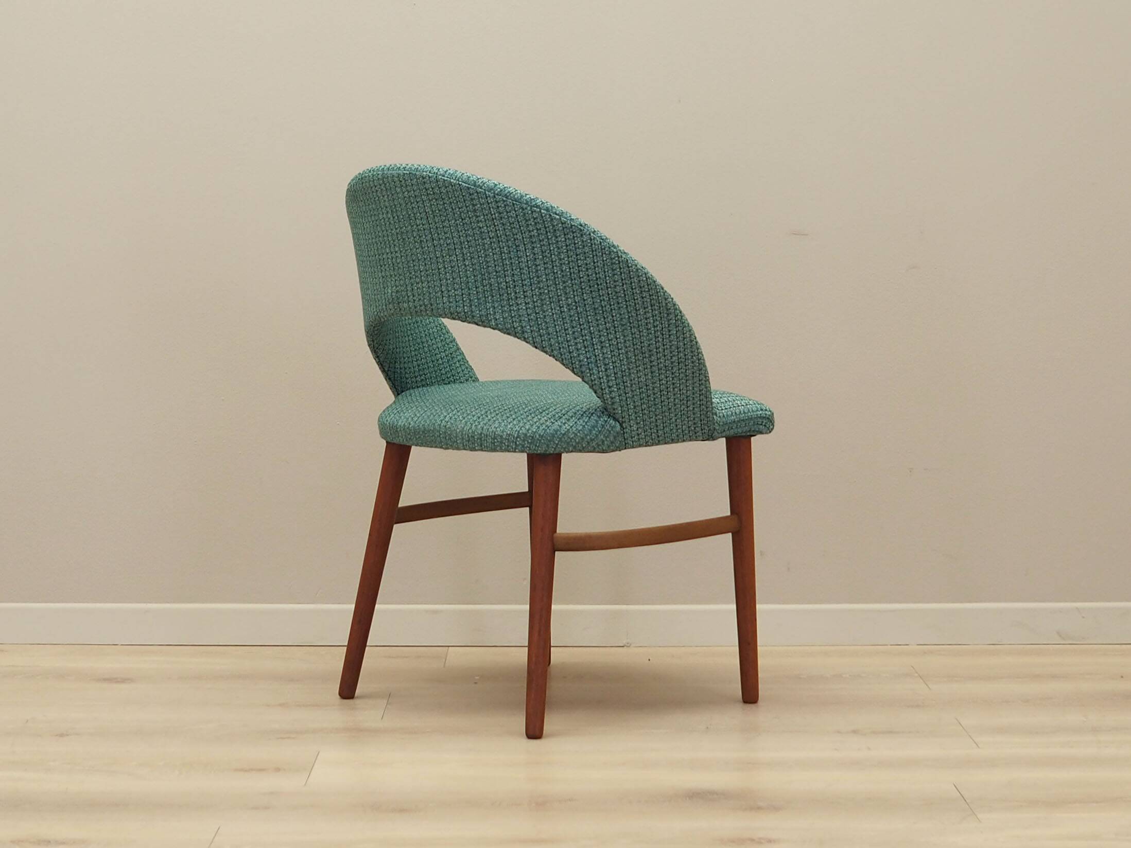 Chaise en teck, design danois, années 1970, production : Danemark