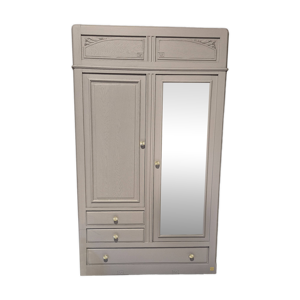 armoire d'hôtel art