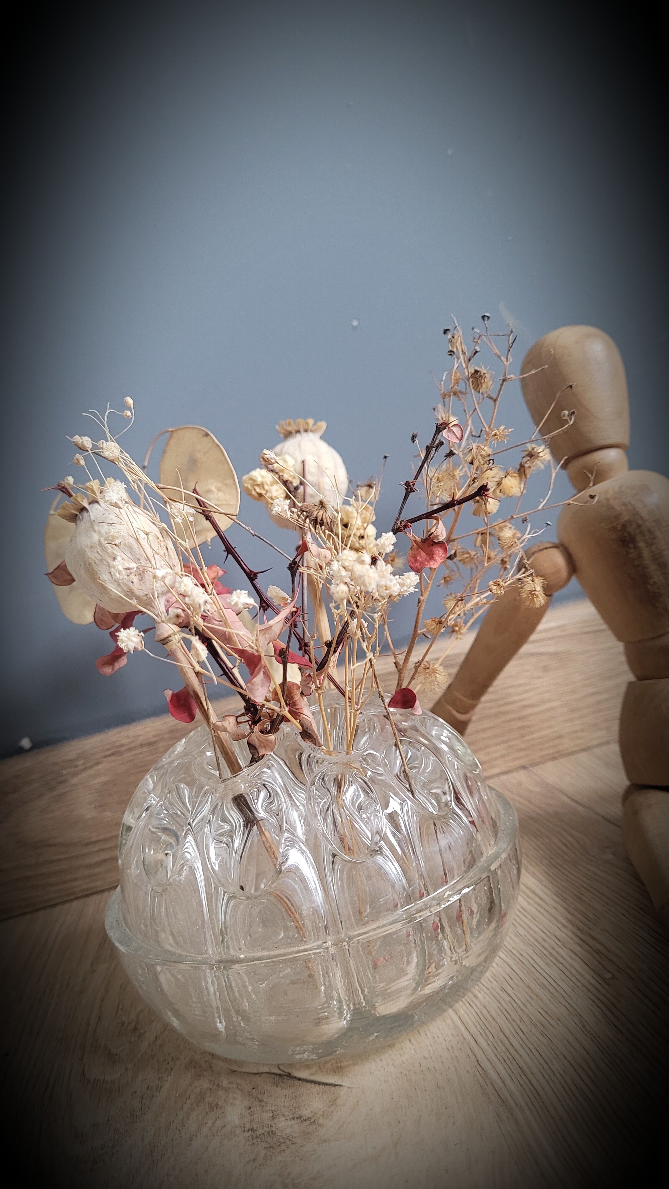 Flower spike 19 holes