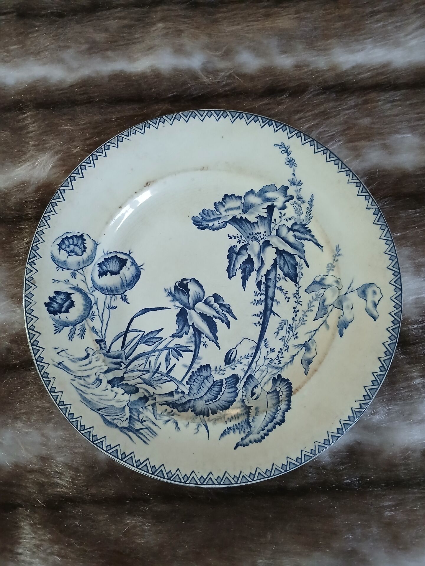 20 mismatched antique flat plates in ironstone