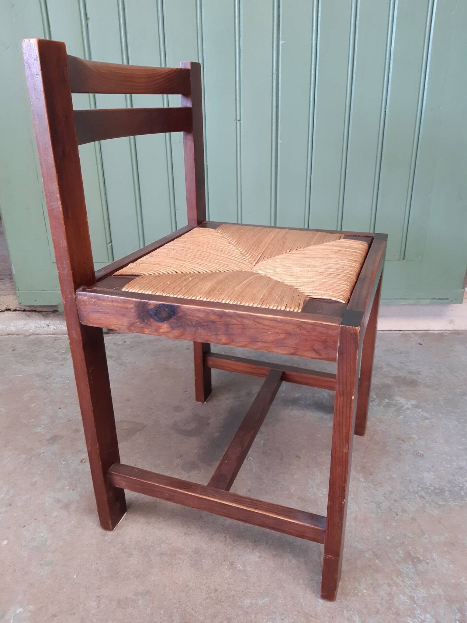 4 straw chairs.