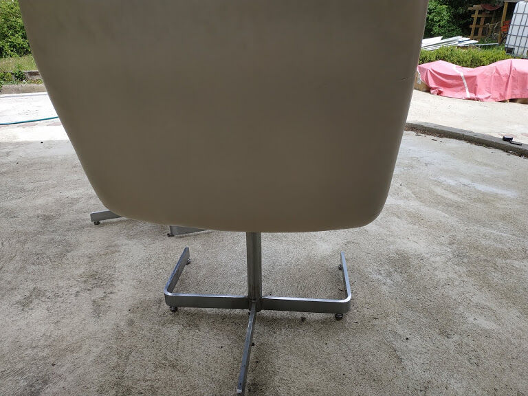 3 armchairs Raphael Raffel