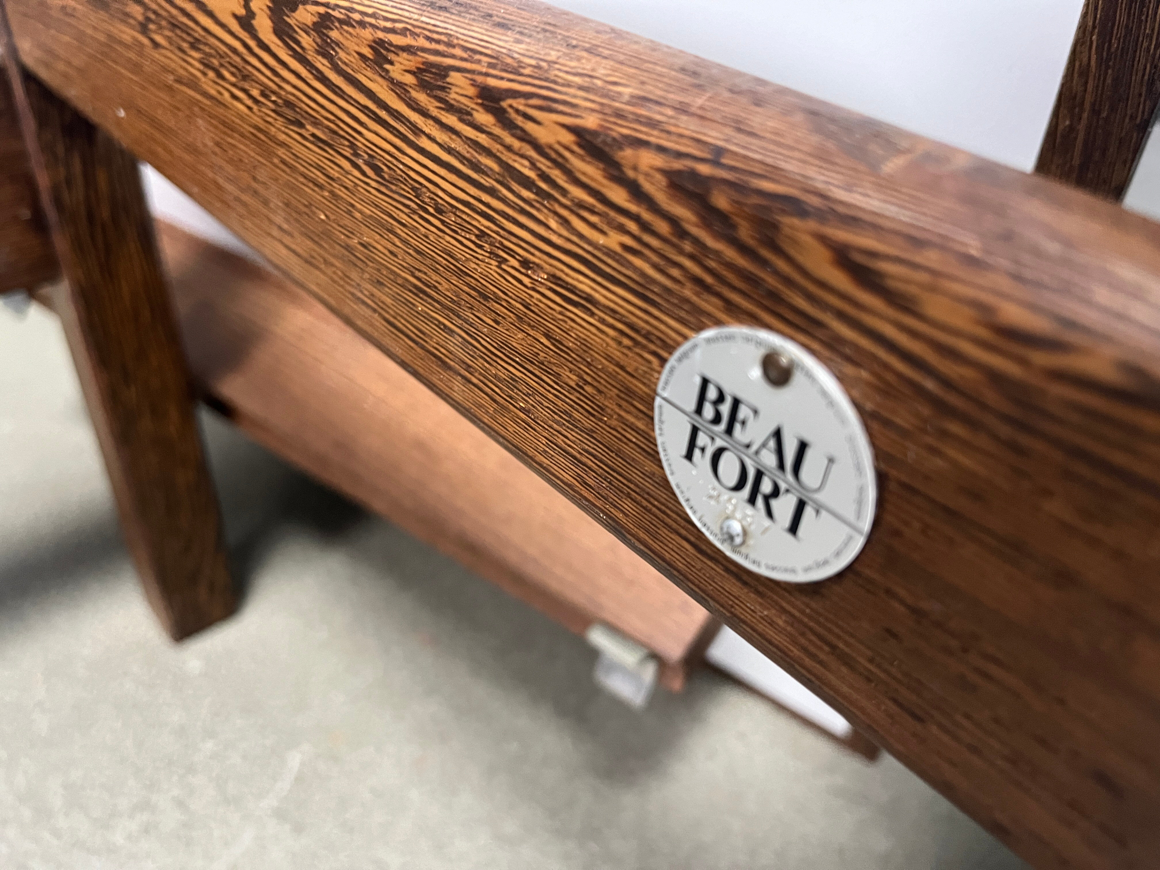 Ensemble de tables basses belges en wengé par Beaufort, années 1960.