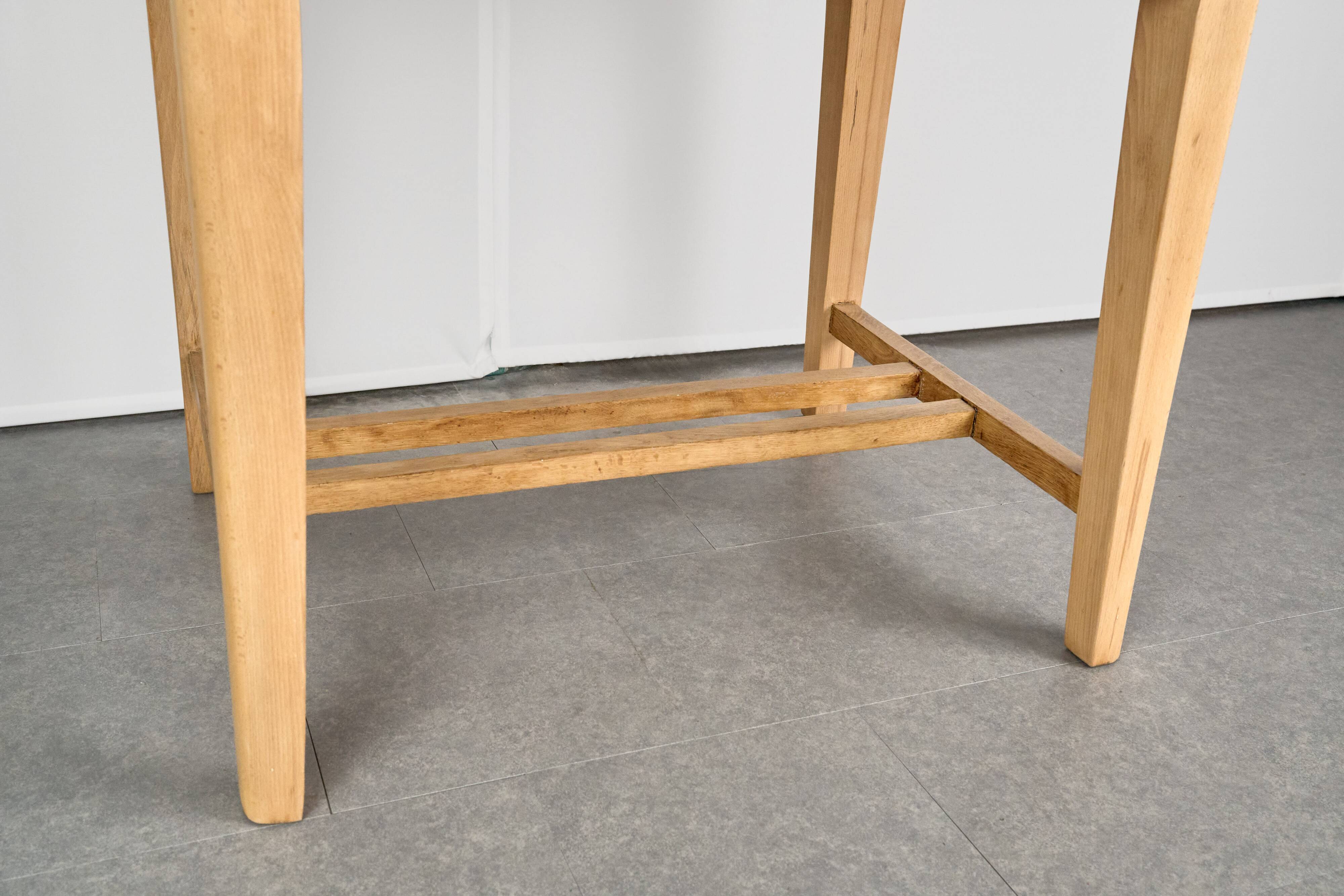 Table en bois vintage, Tchécoslovaquie