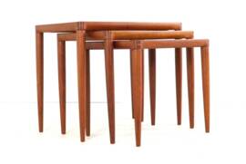 3 tables gigognes par Henry W. Klein pour Bramin