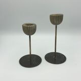 Set of2 brass striated candle holders