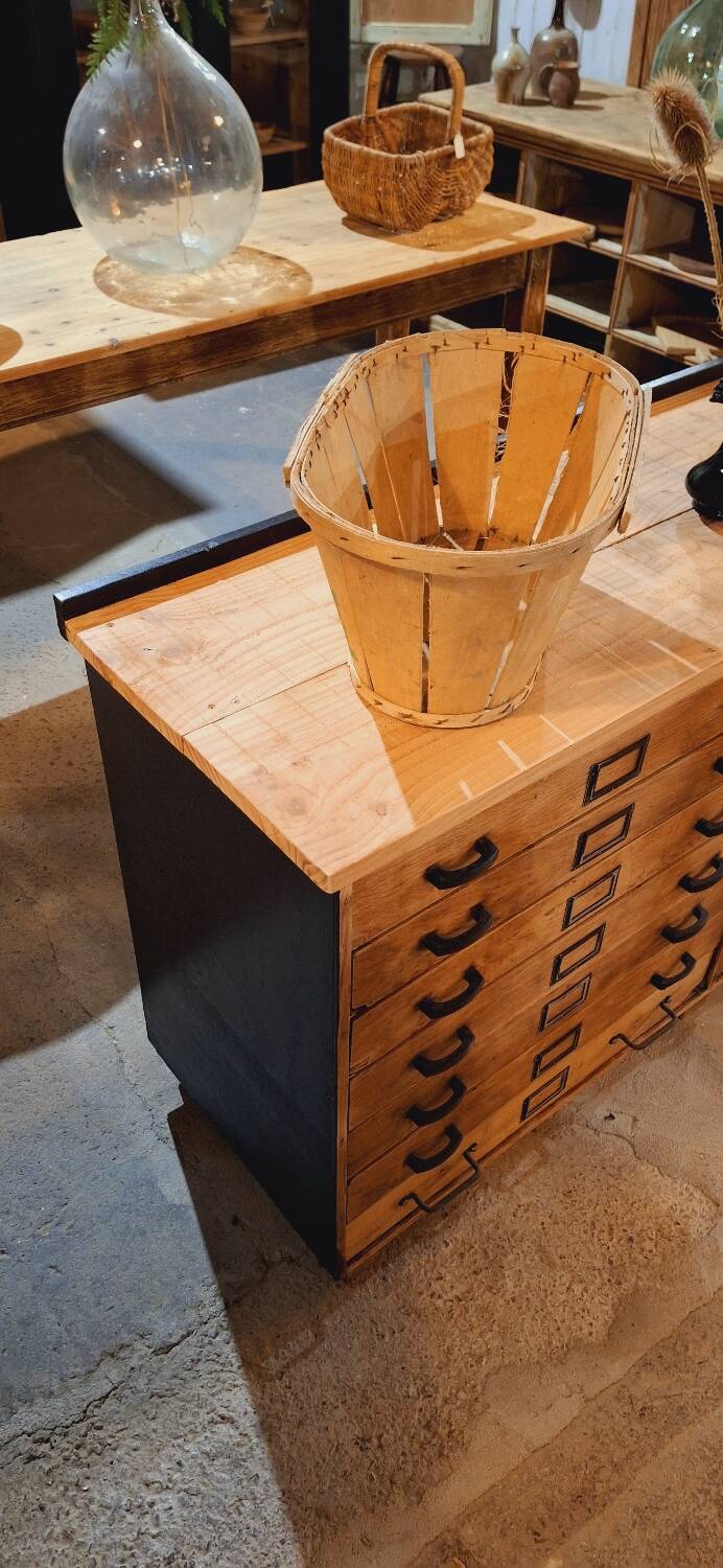 Craft cabinet with drawers