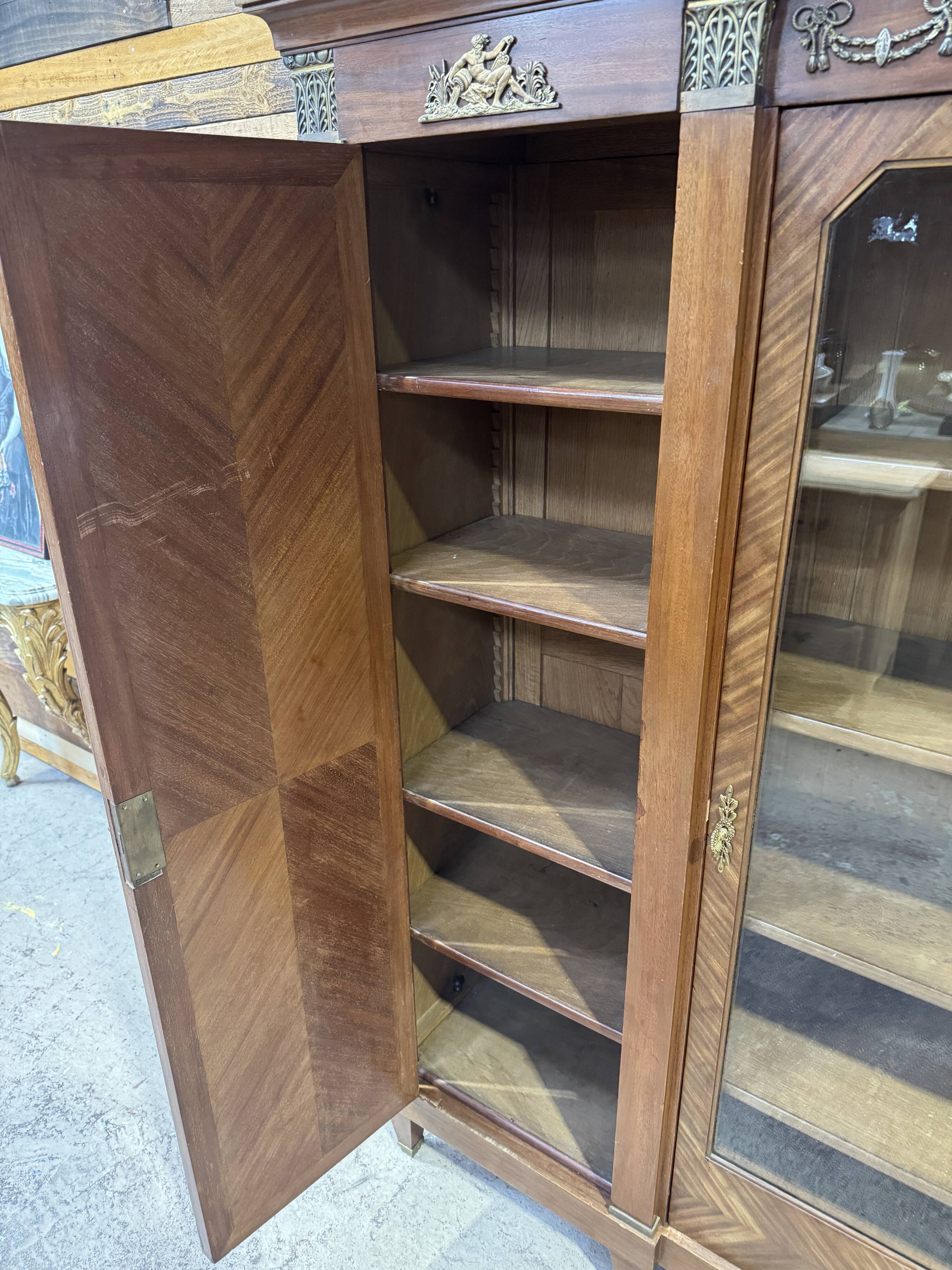 Empire-style library dating from the early 20th century.