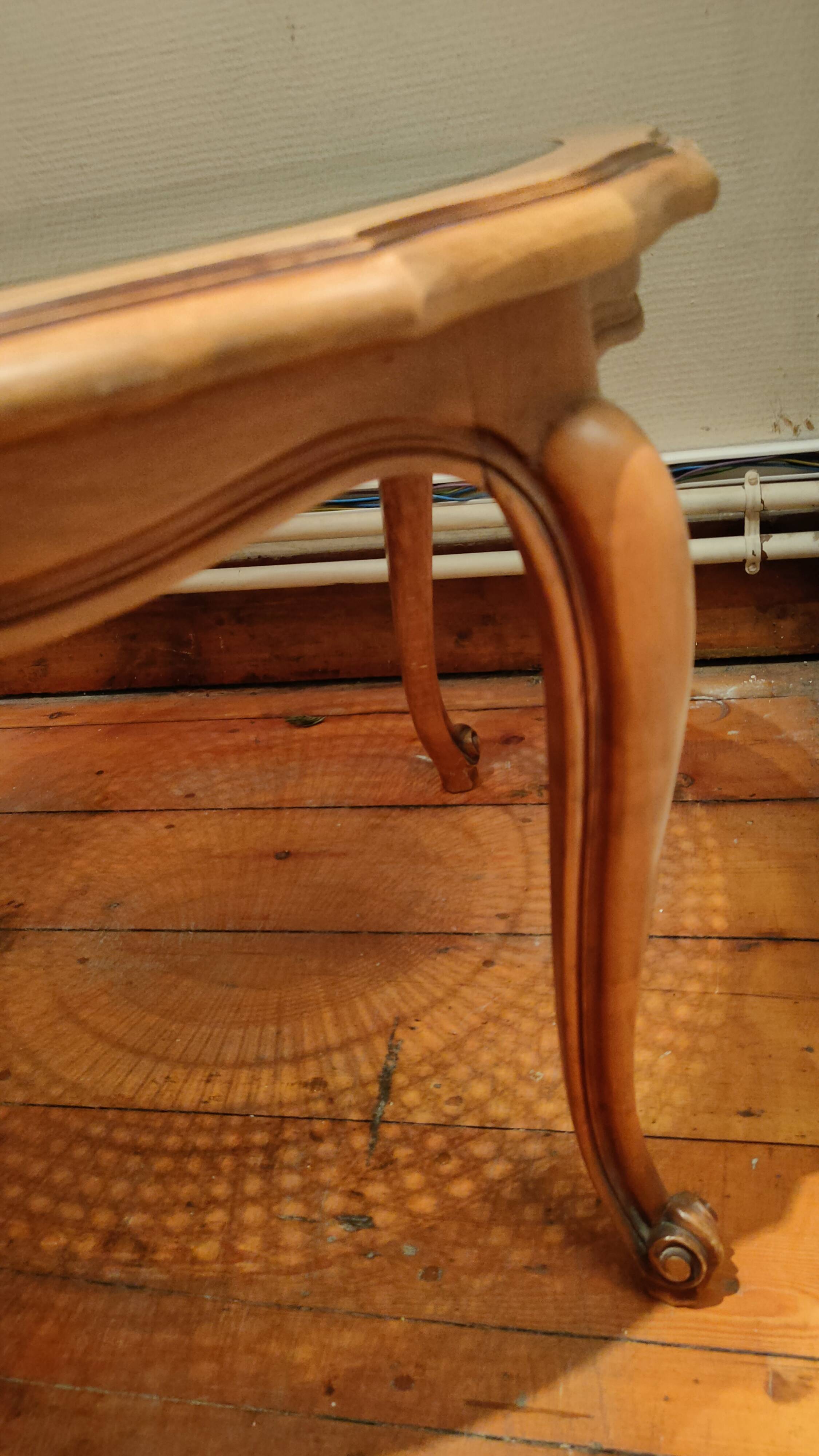 Table basse bois et cannage plateau verre