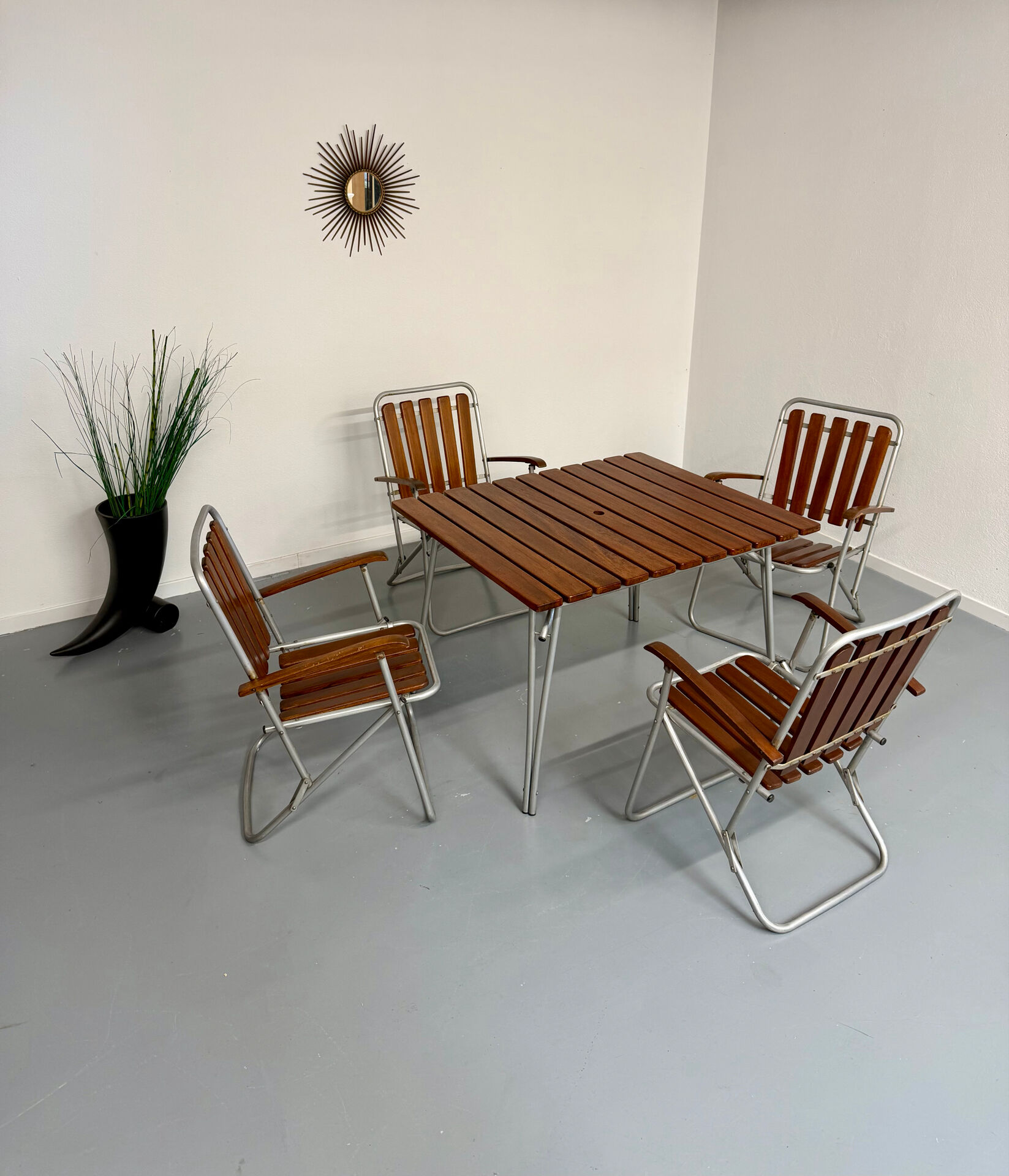 Vintage folding garden set table 4 chairs wood and metal 1960