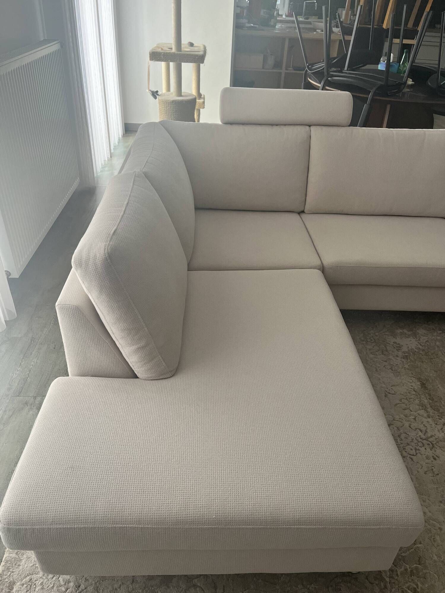 Canapé Boconcept modèle Indivi avec méridienne gauche.