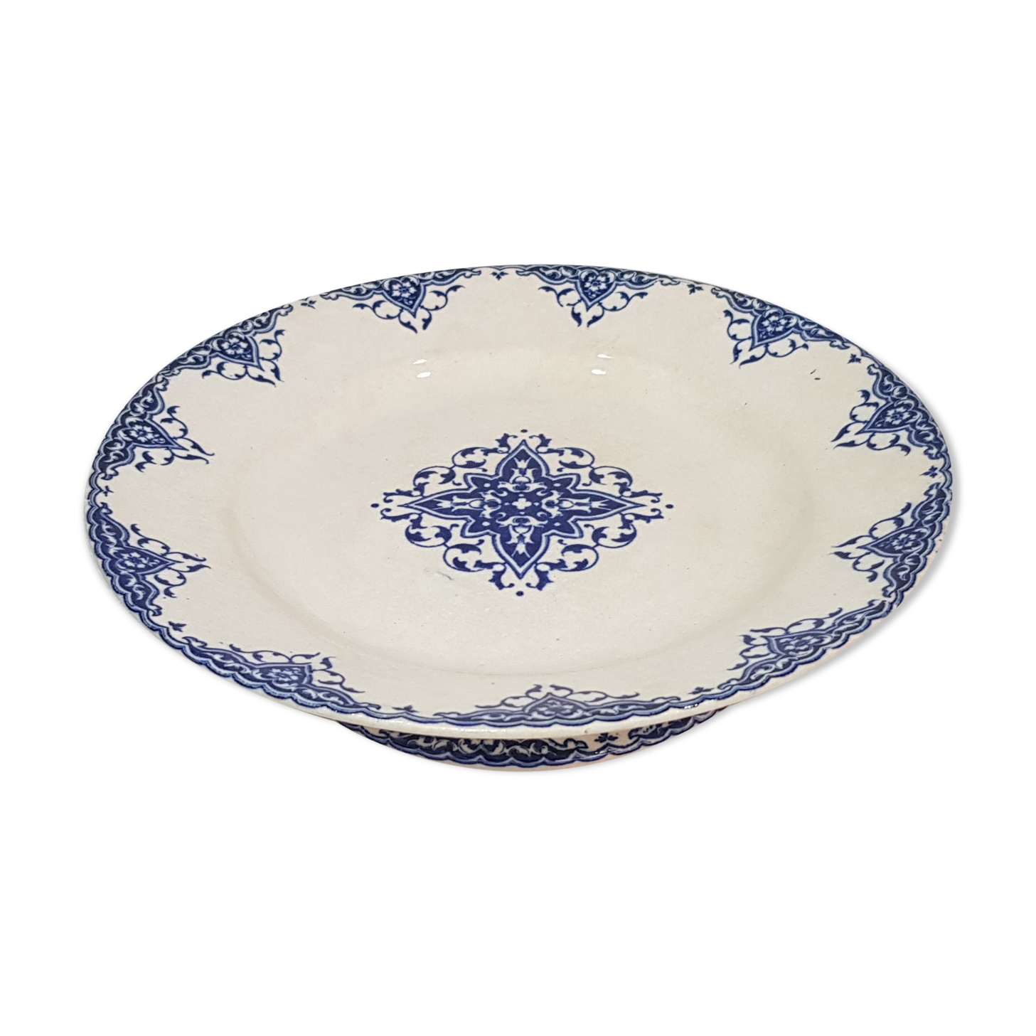 Compotier or cake display in earthenware by E. Bourgeois, iron earth. Cake stand.