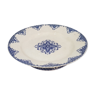 Compotier or cake display in earthenware by E. Bourgeois, iron earth. Cake stand.
