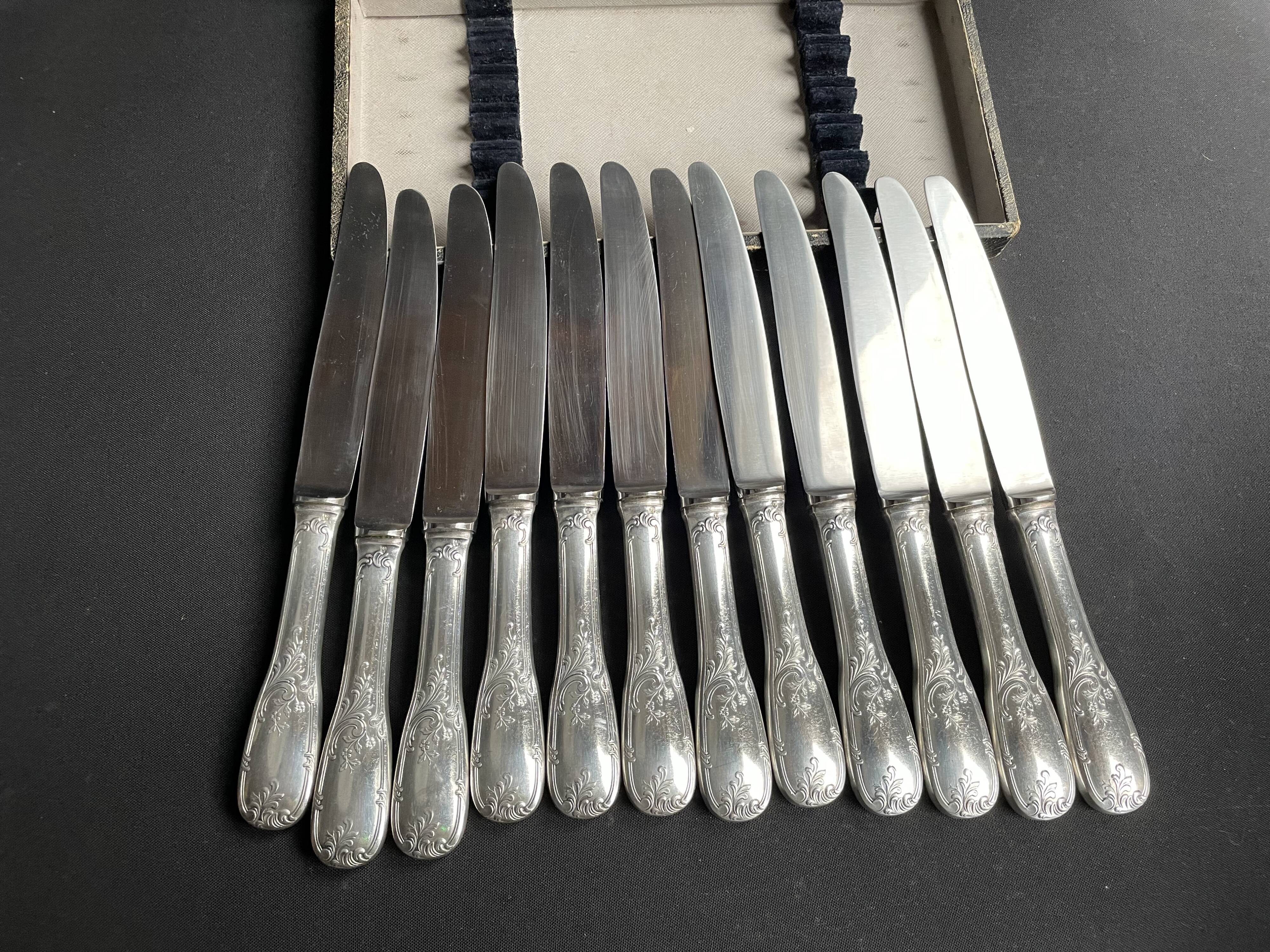 Box of 12 table knives – Orfèvrerie G. Vivier et Nogent