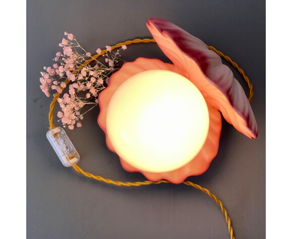 Lampe coquillage vintage en céramique rose