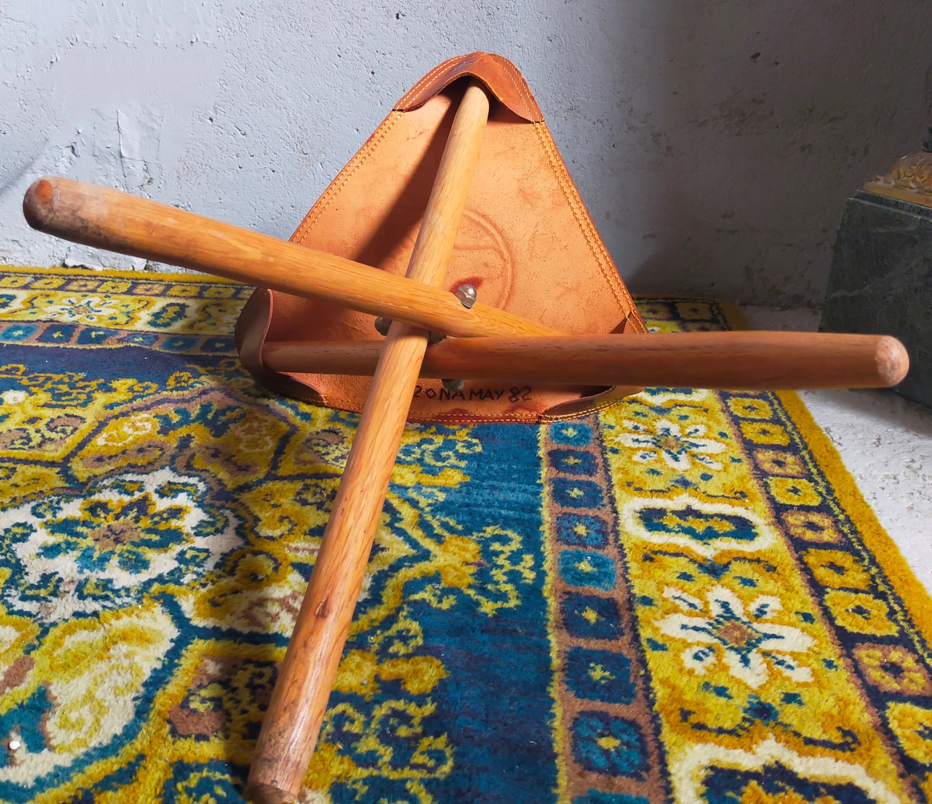 Fred Harvey Leather Arizona 82 Folding Stool