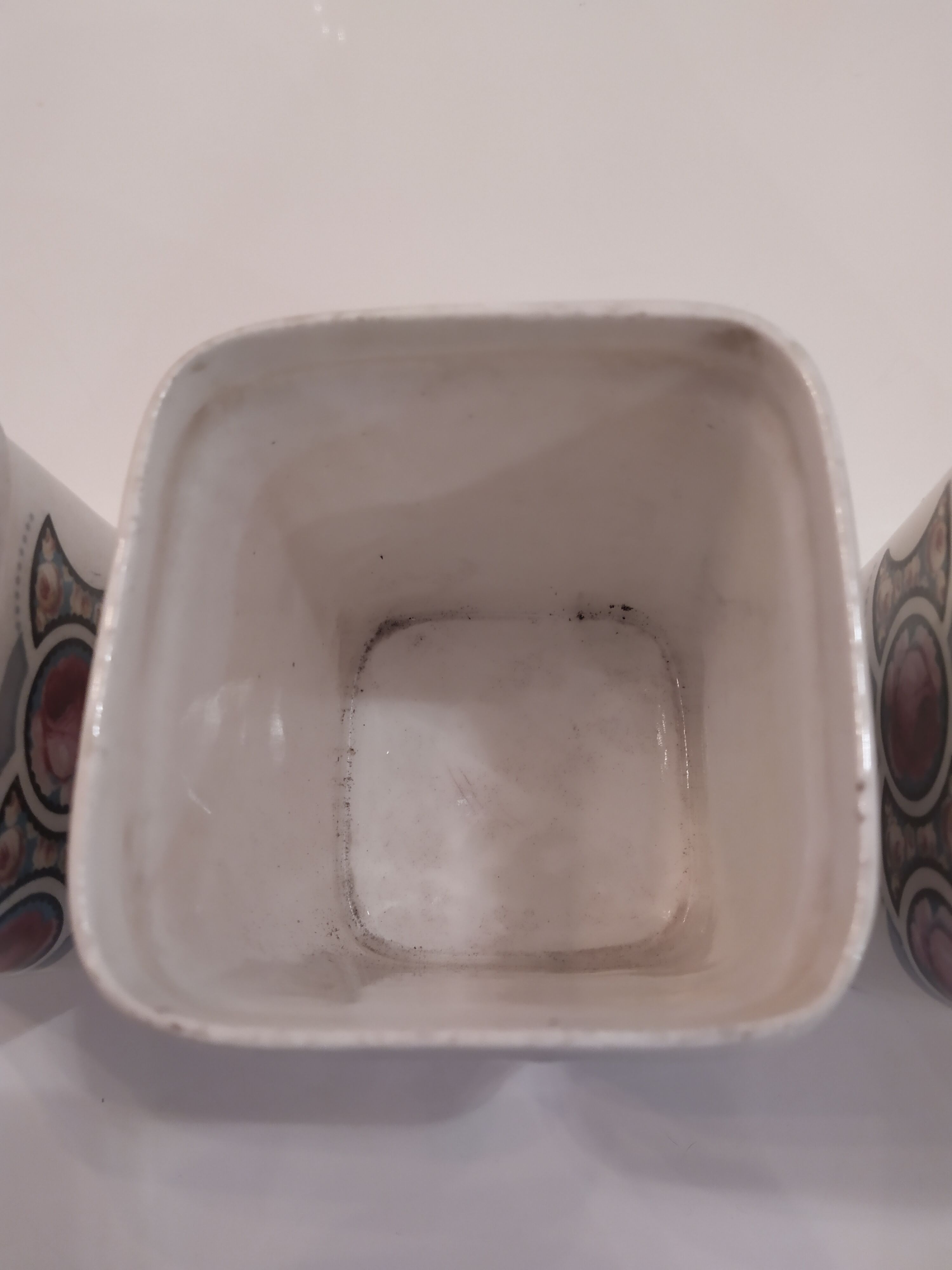 Pots en porcelaine pour cuisine