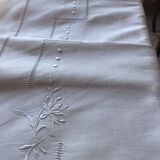 Drap lin ancien brodé à la main et monogramme t t 226 x 324