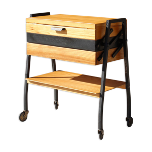 Travailleuse moderniste vintage