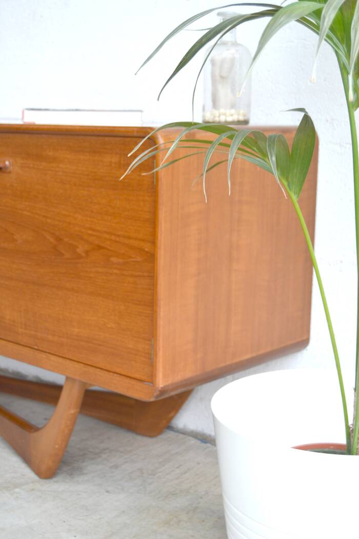 Scottish Sideboard by Beithcraft * 205 cm