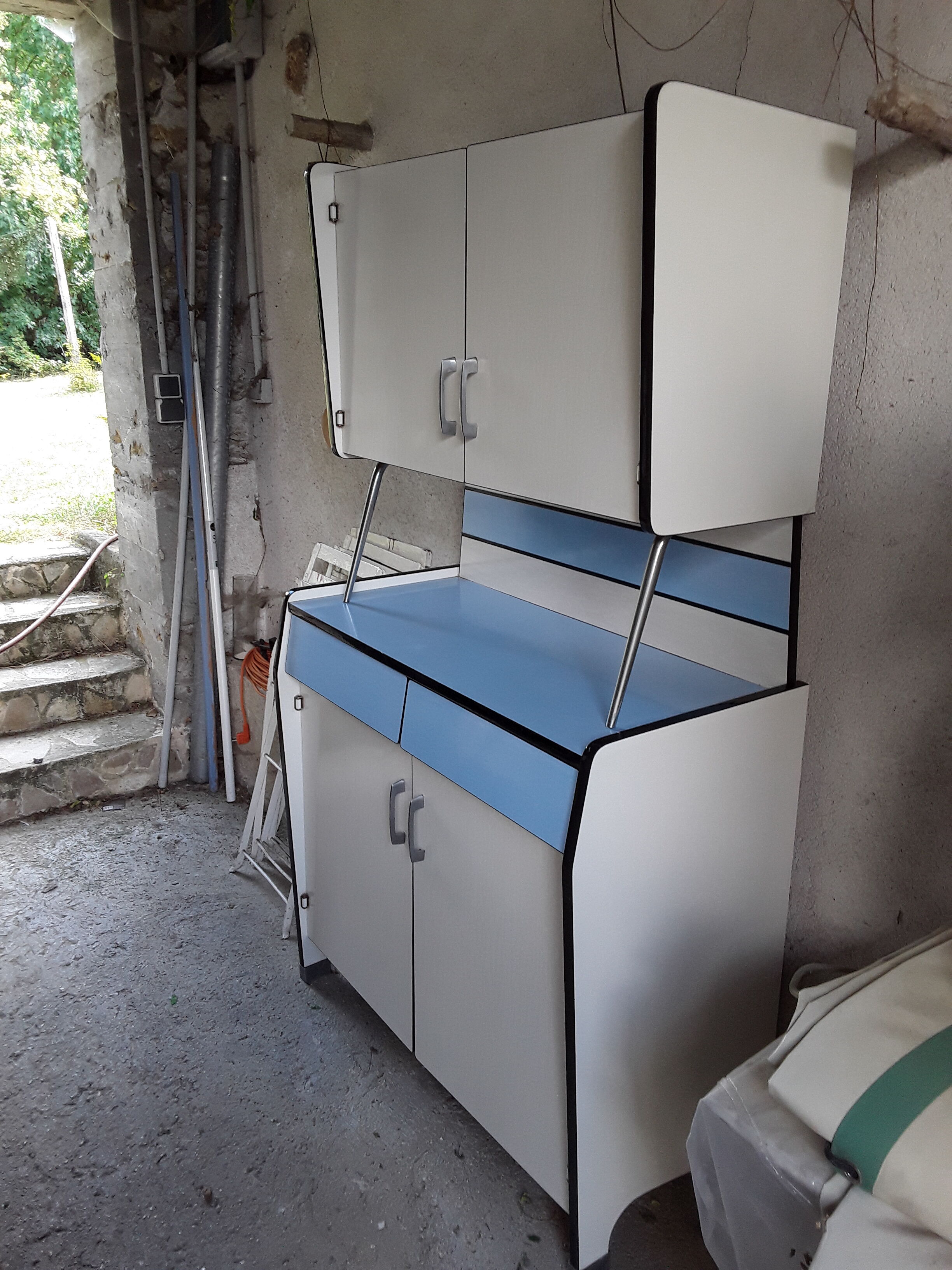 Vintage kitchen buffet in formica 60s/70s