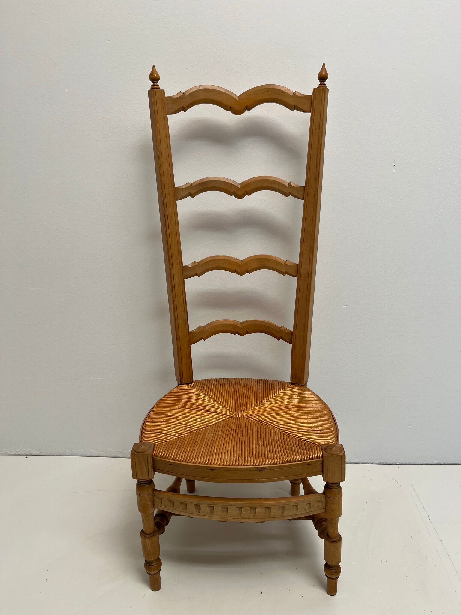Vintage mulched nurse chair
