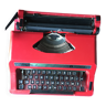 Typist S Olympia 70s typewritern