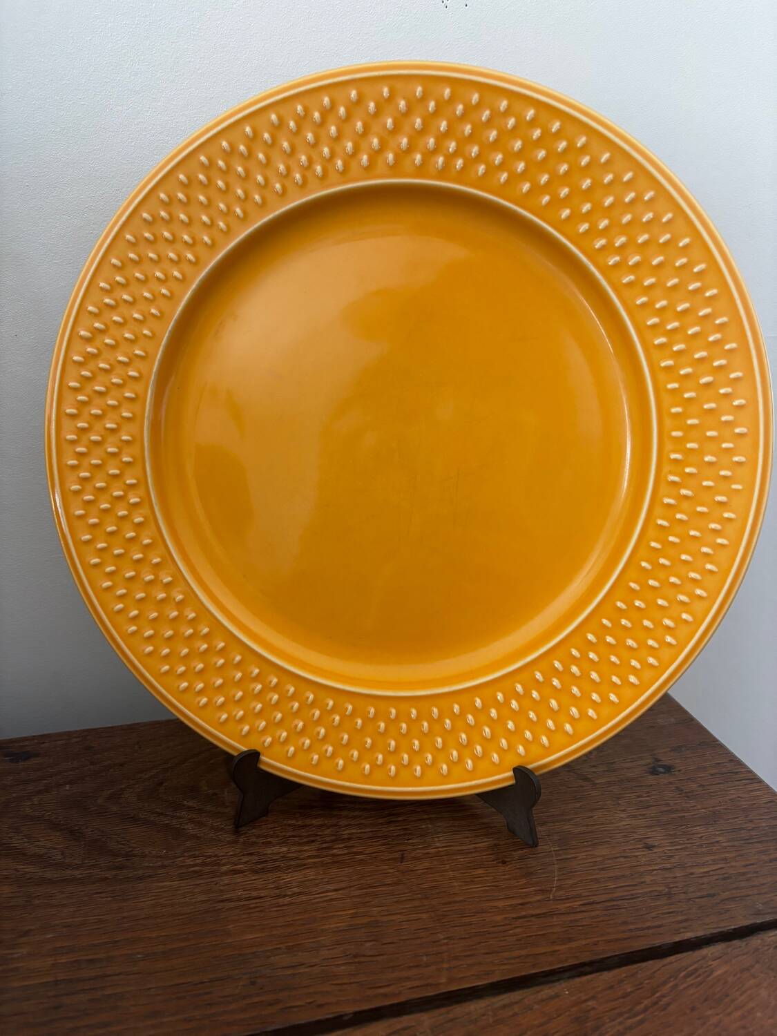 4 dinner plates and 3 dessert plates Geneviève Lethu