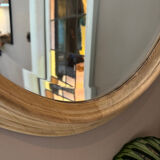 Miroir ovale en bois de pin