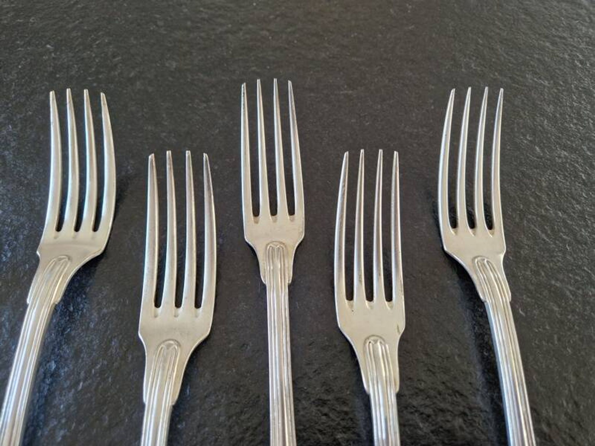 Master Goldsmith : Alfénide, Christofle, Paris - Series of 8 table forks - Chinon model
