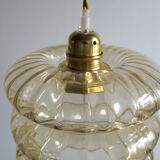 Amber glass suspension