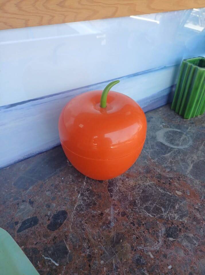 Apple orange ice bucket 70's