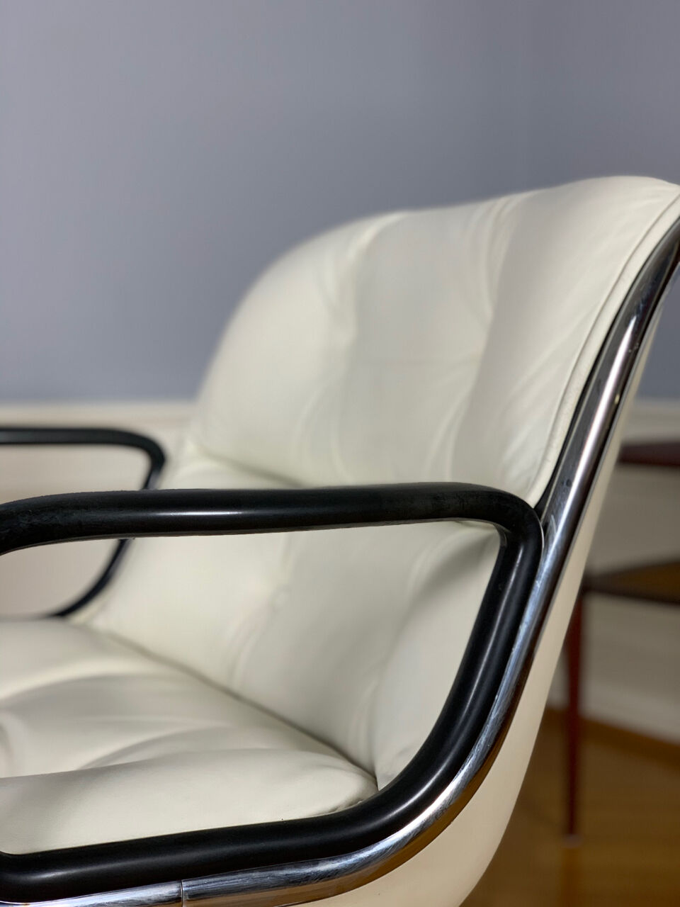 Charles Pollock office armchair for Knoll