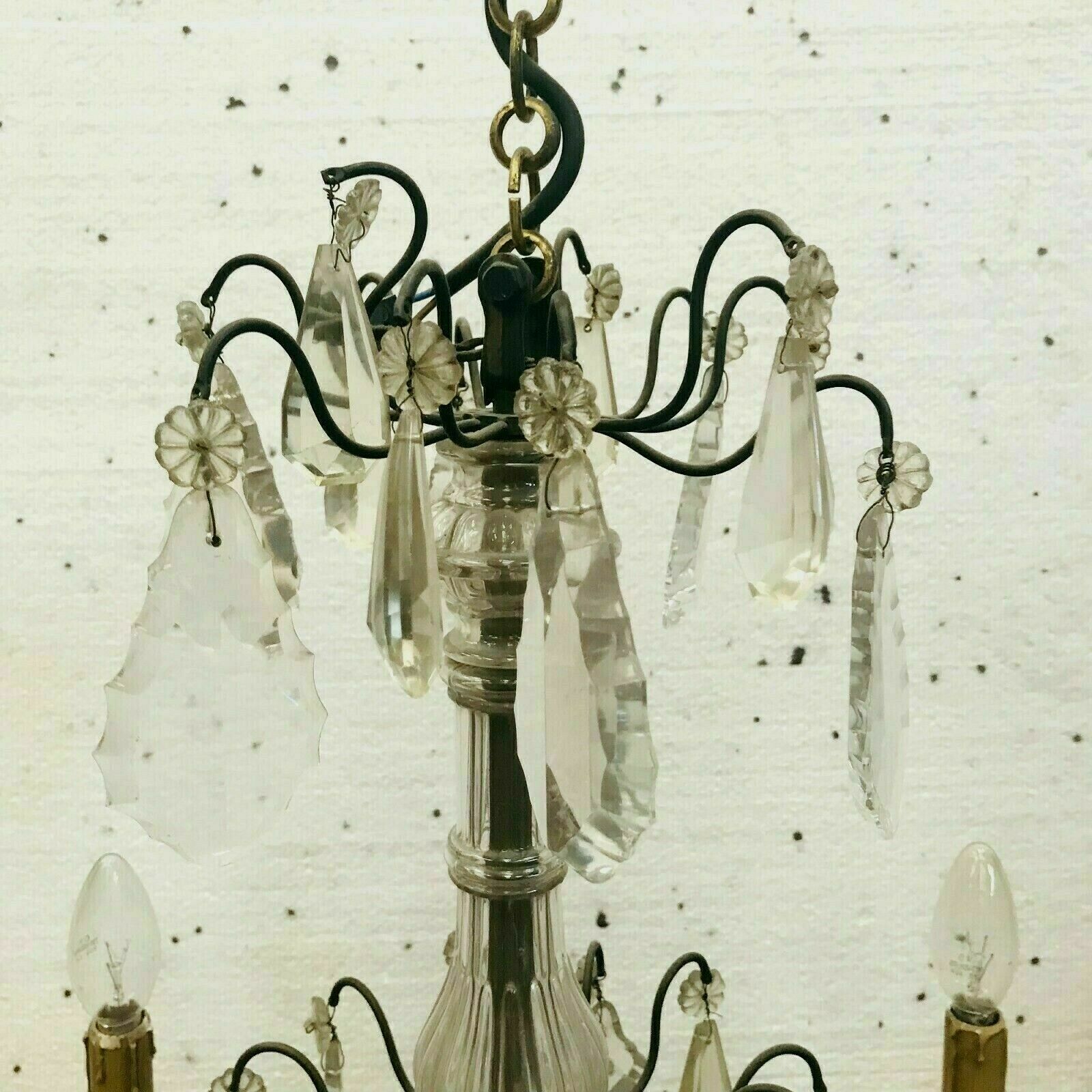 Louis XV style chandelier Bronze and pendants 8 arms of light XX century