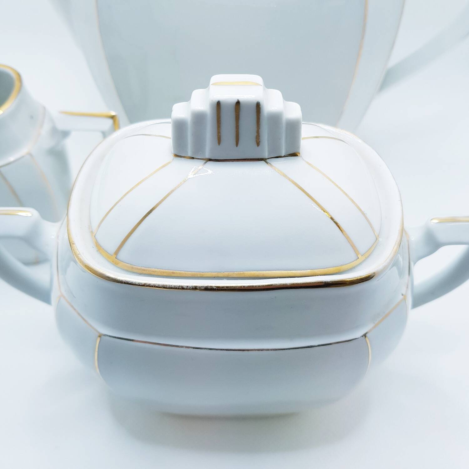 Art Deco tea/coffee service, 3 pieces