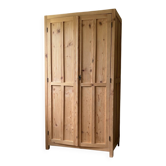 Armoire parisienne