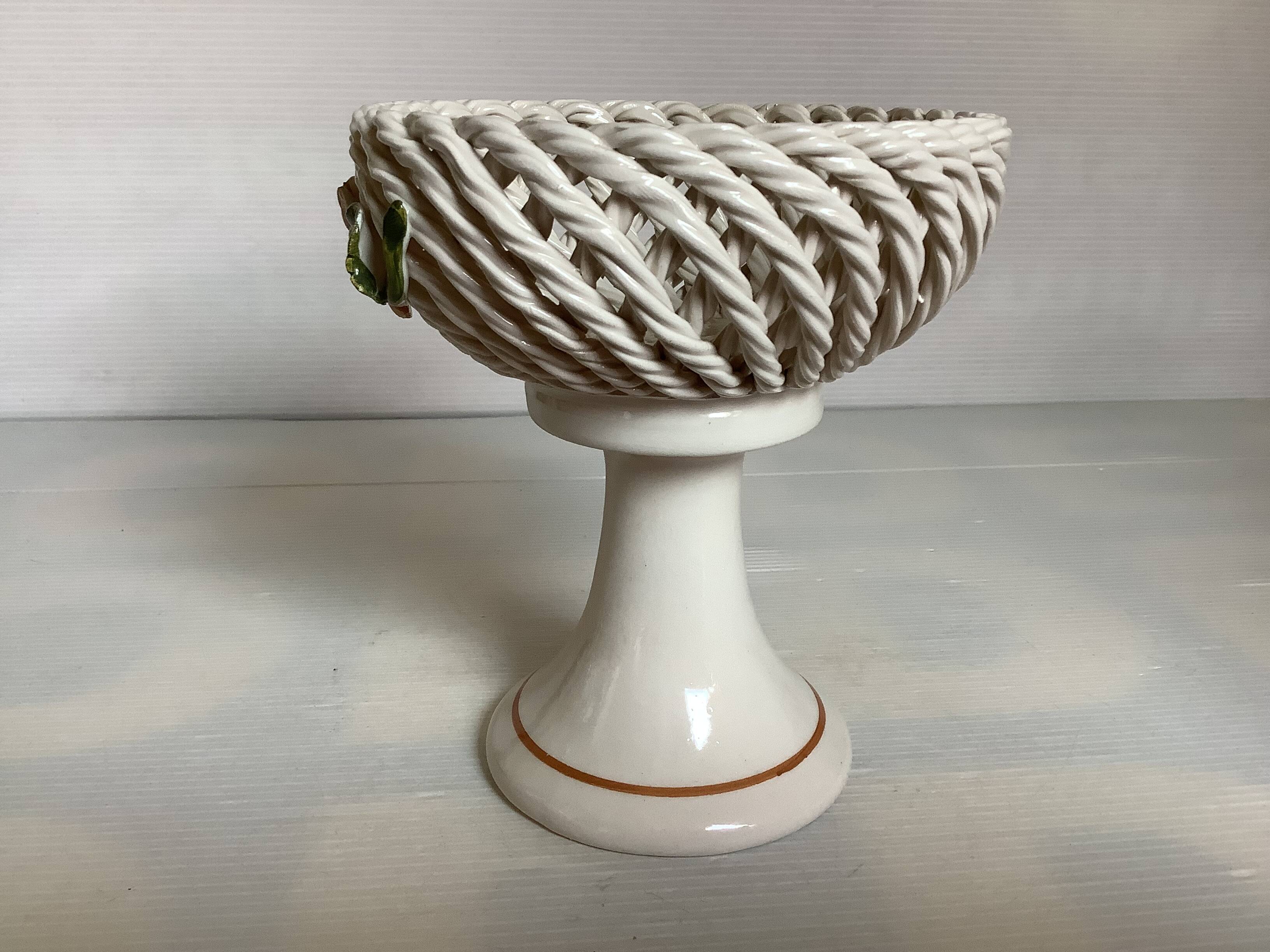 Braided ceramic ring pocket emptier