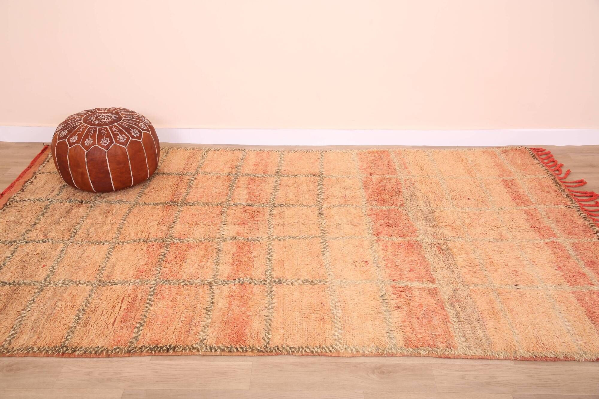 Peach Vintage Moroccan Rug 175 x 285 cm, Berber Wool Rug Handmade, Boho Rug